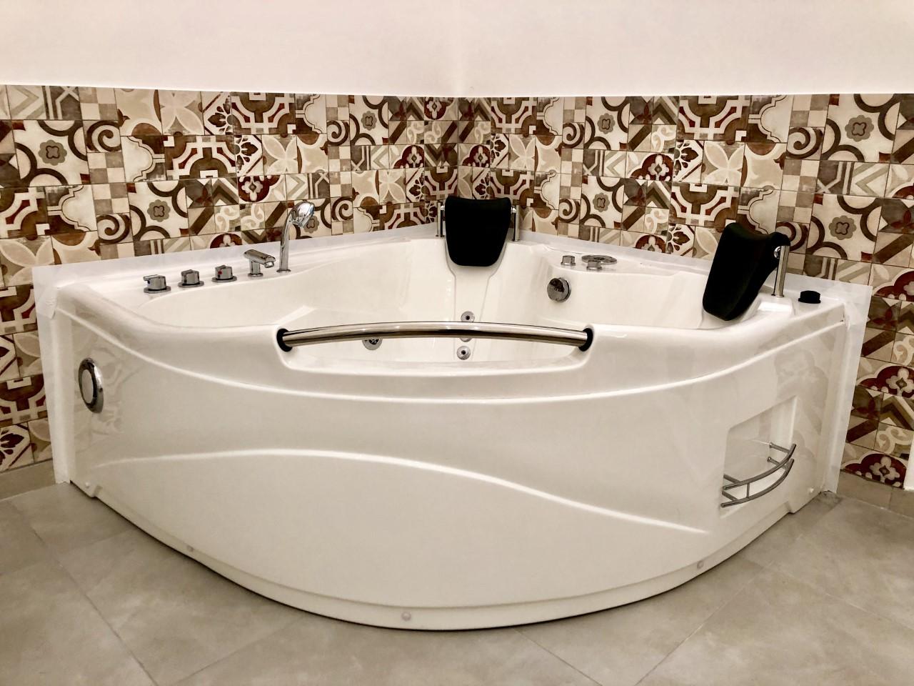 Ada Suites & Spa Лече Екстериор снимка